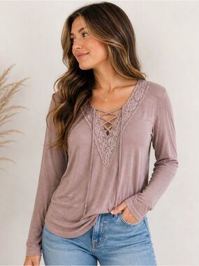 American Eagle Lace-Up Soft & Sexy Top - Mauve